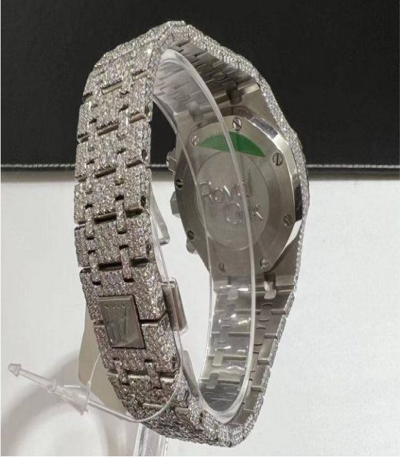 Moissanite Audemars Piguet 26331 White